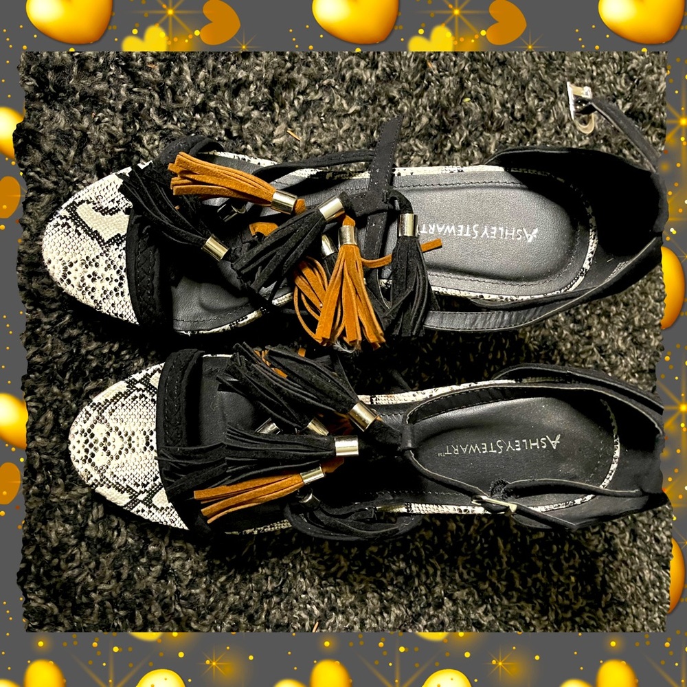 Wedge shoes